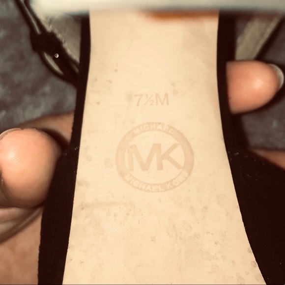 Michael Kors Pumps👠 - Picture 7 of 8